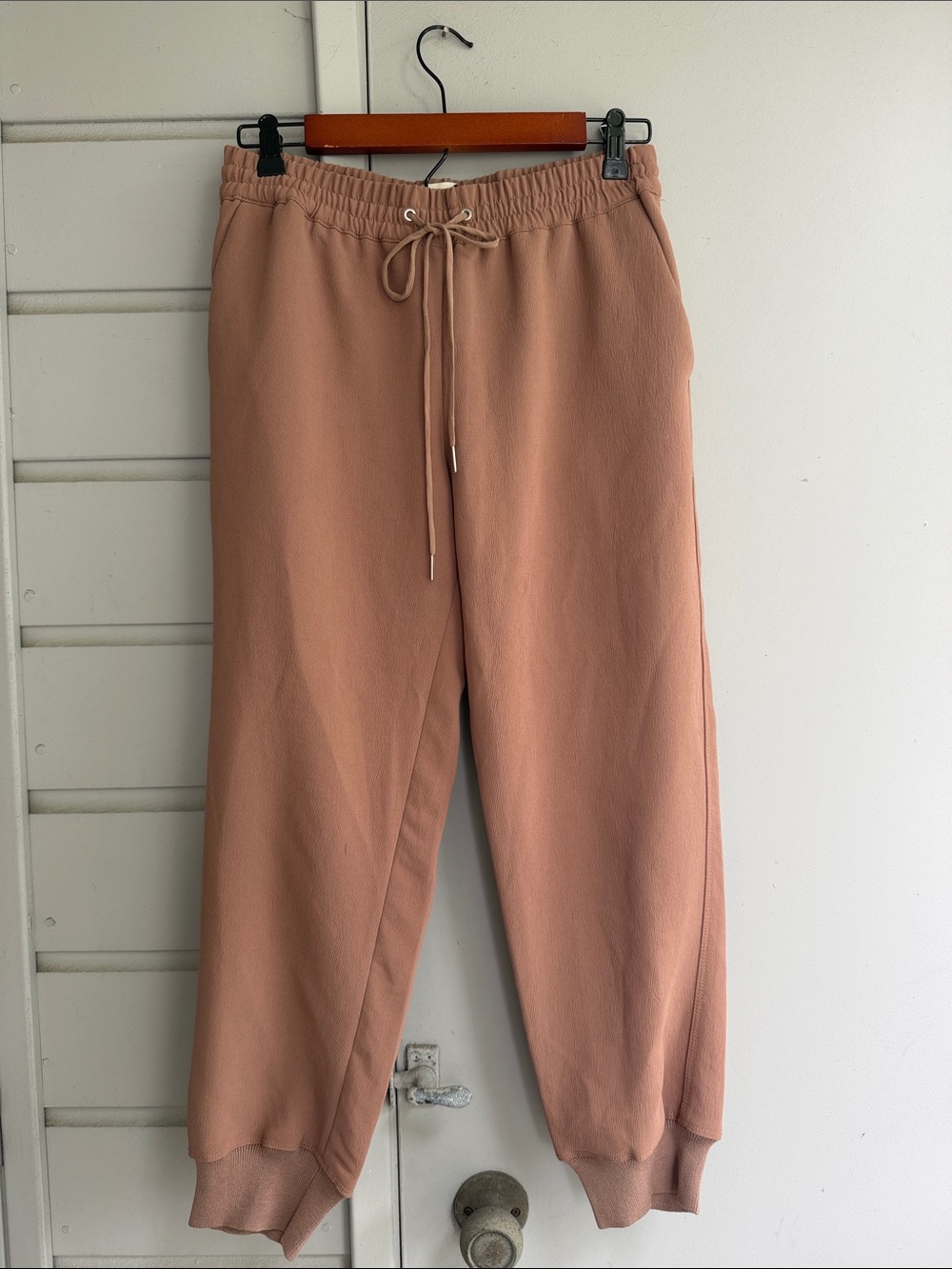 Wilfred Women's Drawstring Joggers in Dusty Rose